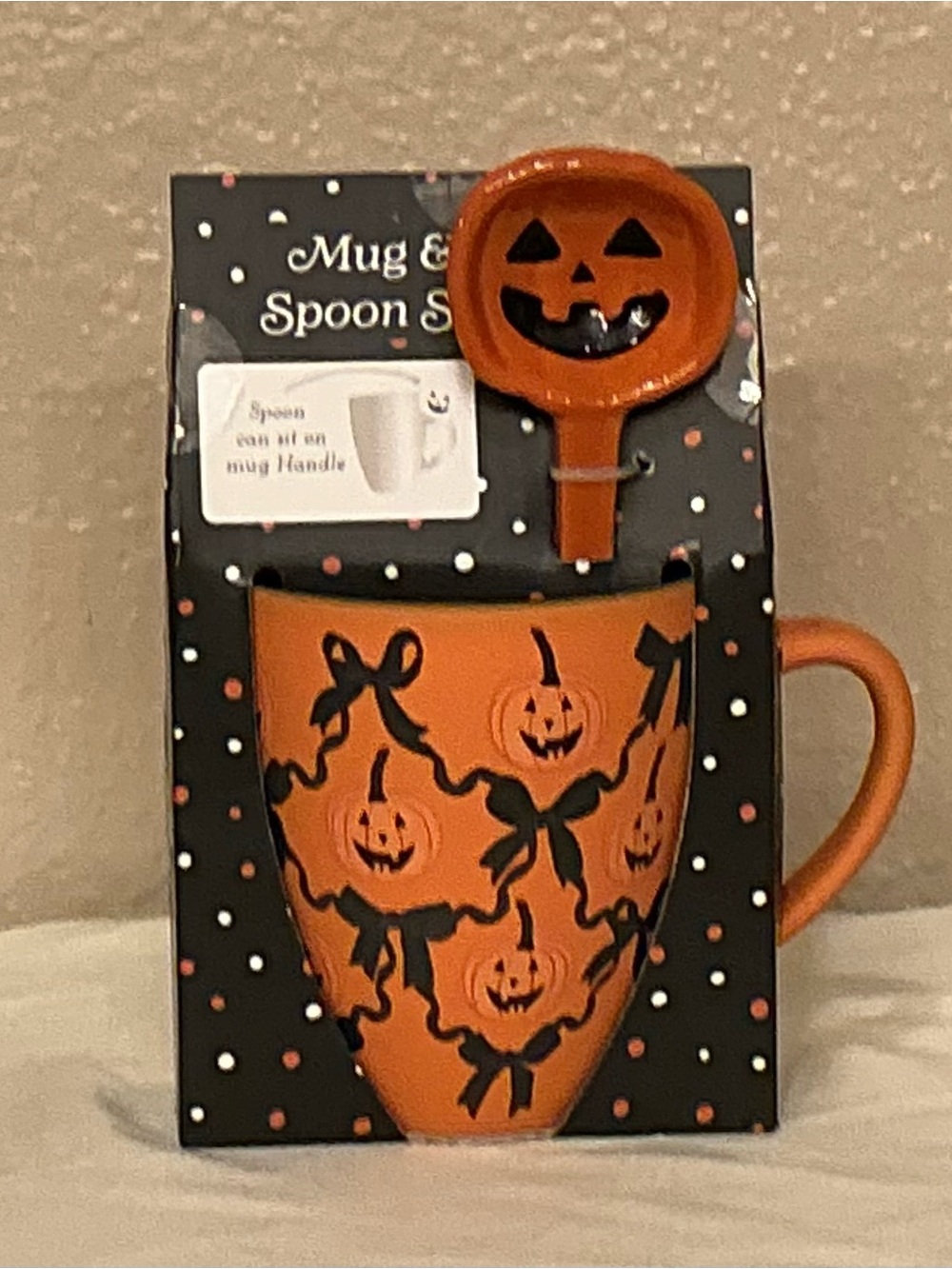 Halloween Pumpkin Orange Ceramic Mug with Jack-O'-Lantern Spoon